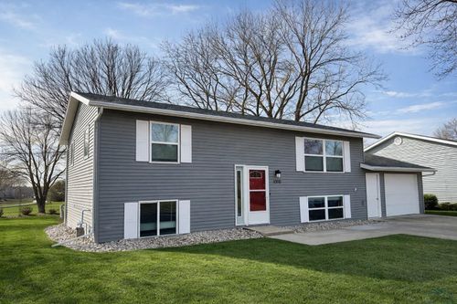 1000 Rice Dr, Vermillion, SD, 57069-1104 | Card Image