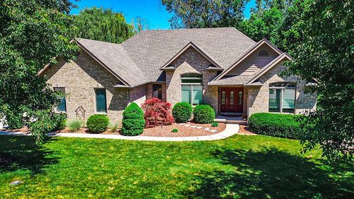 1271 Oakleaf Dr, Beavercreek, OH, 45434-8002 | Card Image