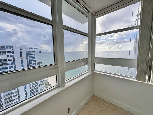 APT-2807 - 1370 S Ocean Blvd, Condo with 2 bedrooms, 2 bathrooms and null parking in Pompano Beach FL | Image 27