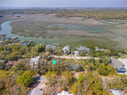 307 Jungle Road, Edisto Beach, SC, 29438 | Card Image