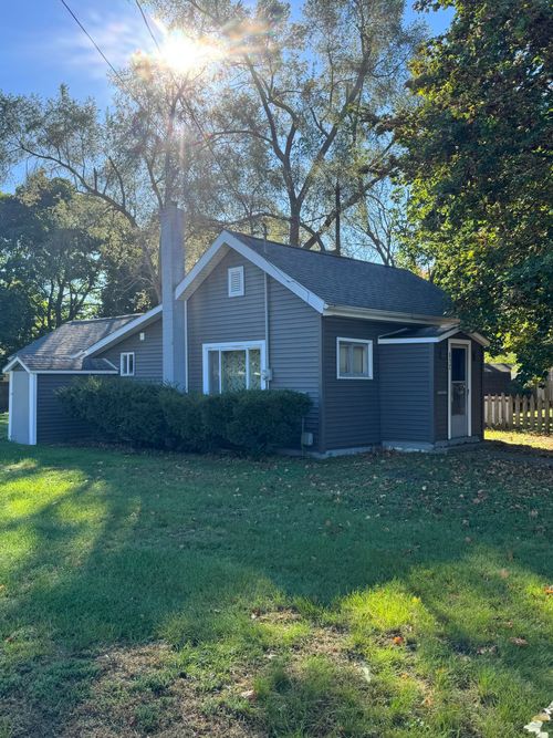 812 N 4th St, Greenville, MI, 48838-1370 | Card Image