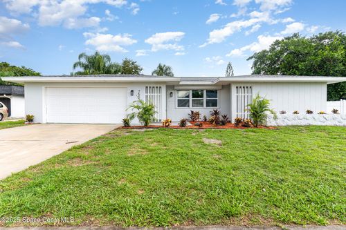 750 Burman Ln Ne, Palm Bay, FL, 32905-5420 | Card Image