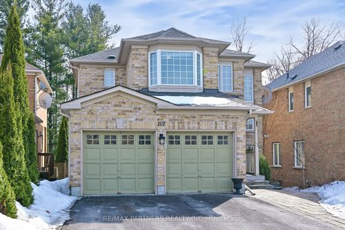 107 Worthington Ave, Richmond Hill, ON, L4E3Z6 | Card Image
