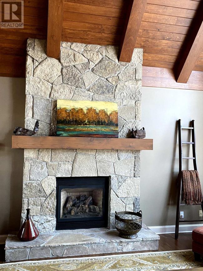 46 - 3876 Muskoka Rd 118 W, Home with 3 bedrooms, 4 bathrooms and 2 parking in Port Carling ON | Image 17