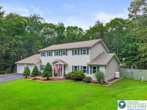 2770 Tacoma Dr, Blakeslee, PA, 18610-2337 | Card Image