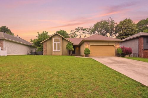 3463 S Meadowlark Ave, Springfield, MO, 65807-8210 | Card Image
