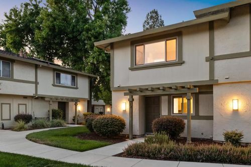 520 Valley Forge Way, Campbell, CA, 95008-0545 | Card Image