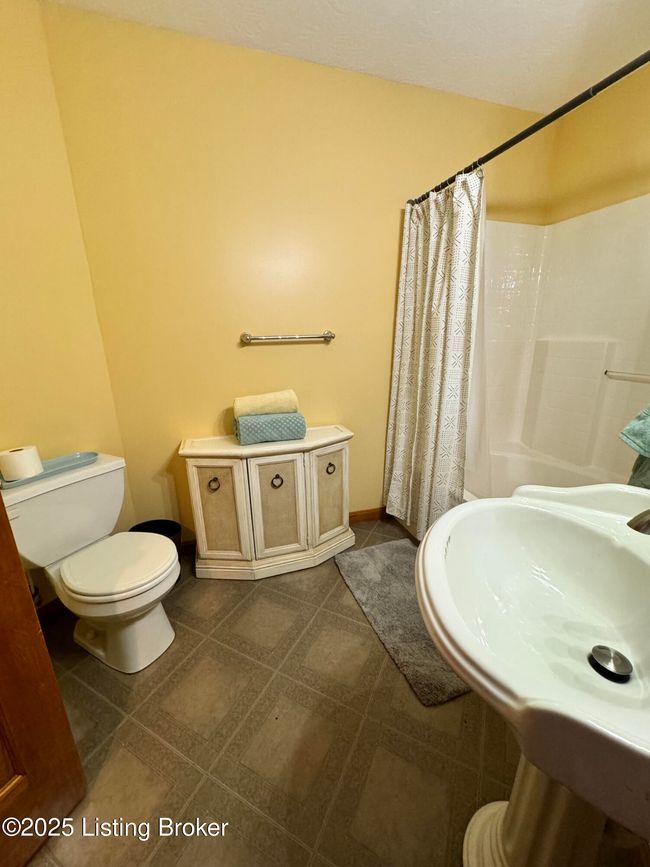 601 Indian Ridge Rd, House other with 4 bedrooms, 3 bathrooms and null parking in Falls Of Rough KY | Image 55