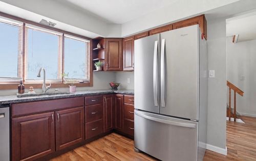 350 True St, Griffith, IN, 46319 | Card Image