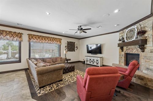 15708 Laguna Drive, Edmond, OK, 73013 | Card Image