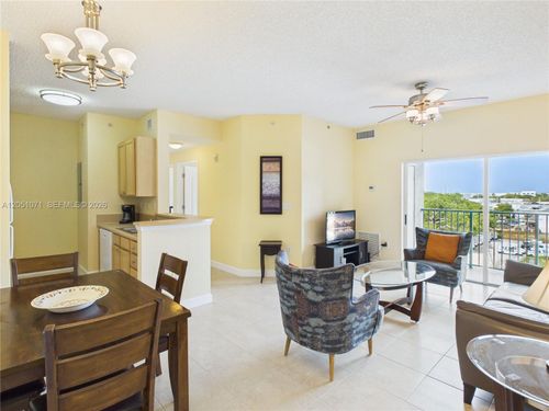 502-6001 Sw 70th St, South Miami, FL, 33143-3405 | Card Image