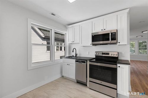 fl-3-19 Willard St Street, New Haven, CT, 06515 | Card Image