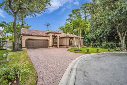 5523 Nw 57th Ter, Coral Springs, FL, 33067-3509 | Card Image