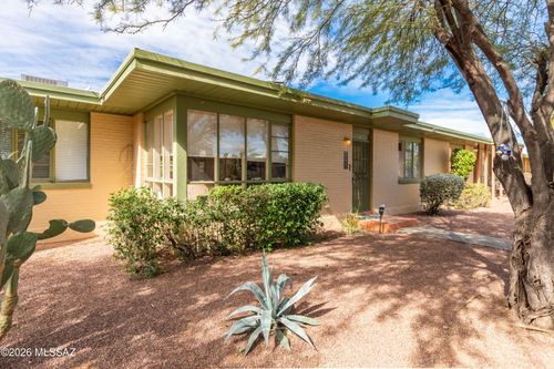 2903 E 17th St, Tucson, AZ, 85716-5643 | Card Image