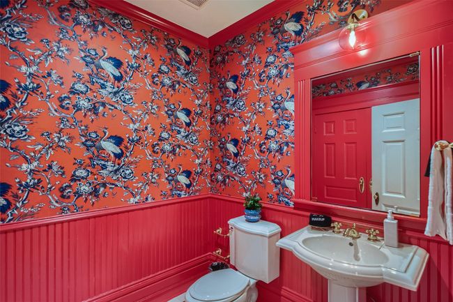 Powder Room | Image 19