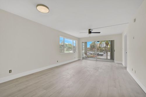 206-3201 Ne 8th St, Pompano Beach, FL, 33062-3936 | Card Image