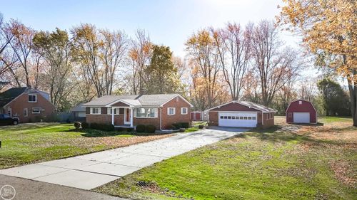 4280 Gardner St, Sterling Heights, MI, 48310-2633 | Card Image