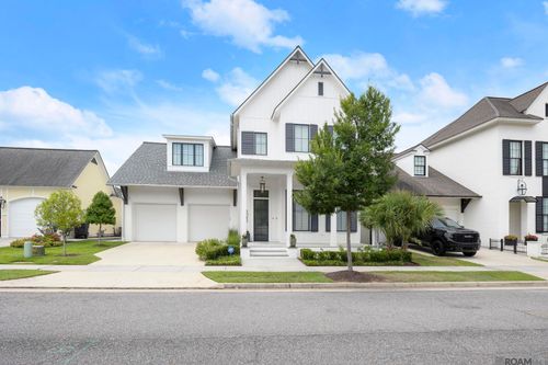 5042 Mimosa St, Baton Rouge, LA, 70808-4046 | Card Image