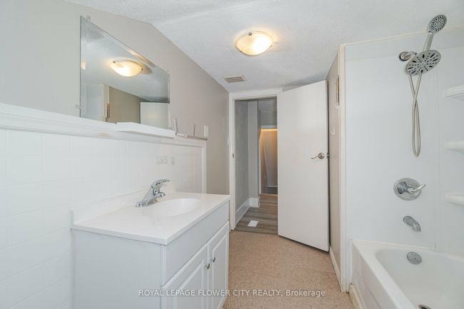 189 Dundas St N, House attached with 3 bedrooms, 2 bathrooms and 5 parking in Cambridge ON | Image 31