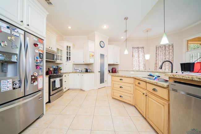 2120 Page Rd, House other with 4 bedrooms, 4 bathrooms and null parking in Longview TX | Image 17