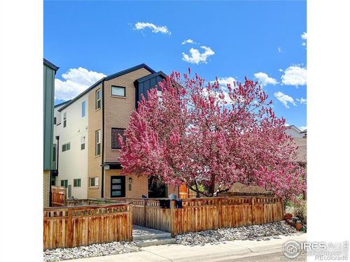 1324 Zenobia St, Denver, CO, 80204-1038 | Card Image