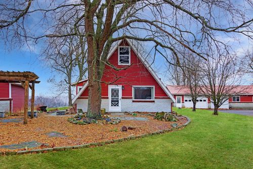 E4350 Klomsten Ridge Road, HAMBURG, WI, 54623 | Card Image