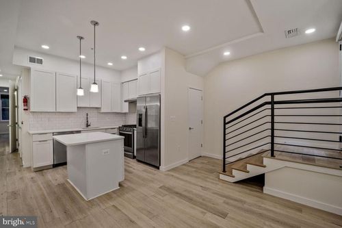 unit-2-1112 5th St Nw, WASHINGTON, DC, 20001-5866 | Card Image