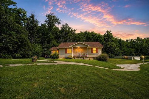 920 Gilead Rupe Rd, Lexington, MO, 64067-7180 | Card Image