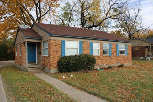707-709 Woodland St, Denton, TX, 76209-2154 | Card Image