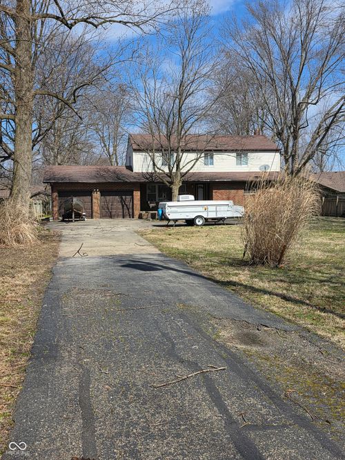 930 Charlene Ln, Anderson, IN, 46011-1810 | Card Image