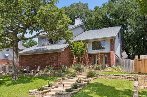 1024 S Aspenwood Dr, Grapevine, TX, 76051-3004 | Card Image