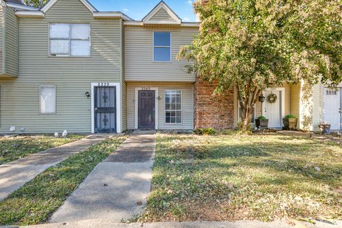 2243 Aspen Dr, Dallas, TX, 75227-8169 | Card Image