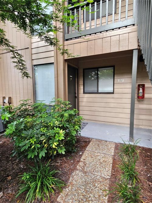 328-1720 Glenhouse Drive, SARASOTA, FL, 34231 | Card Image