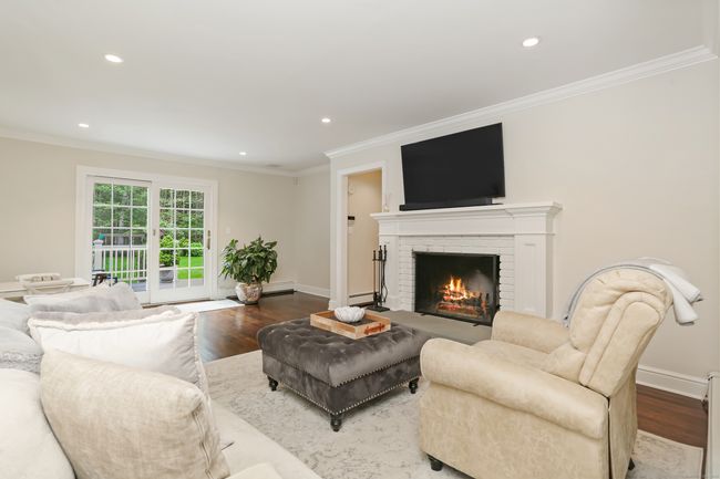127 Danforth Dr, House other with 4 bedrooms, 3 bathrooms and null parking in New Canaan CT | Image 22