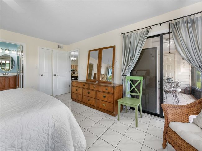 APT-2 - 5825 Marina Dr, House attached with 2 bedrooms, 2 bathrooms and null parking in Sebastian FL | Image 13