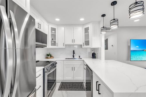 3042-3042 Harwood D, Deerfield Beach, FL, 33442-3431 | Card Image