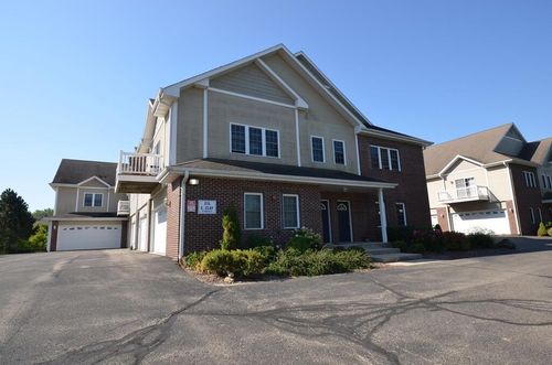 215 E Clay Street, Whitewater, WI, 53190 | Card Image