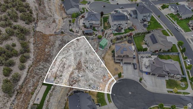 View of property location with nearby suburban area and property boundaries highlighted | Image 7