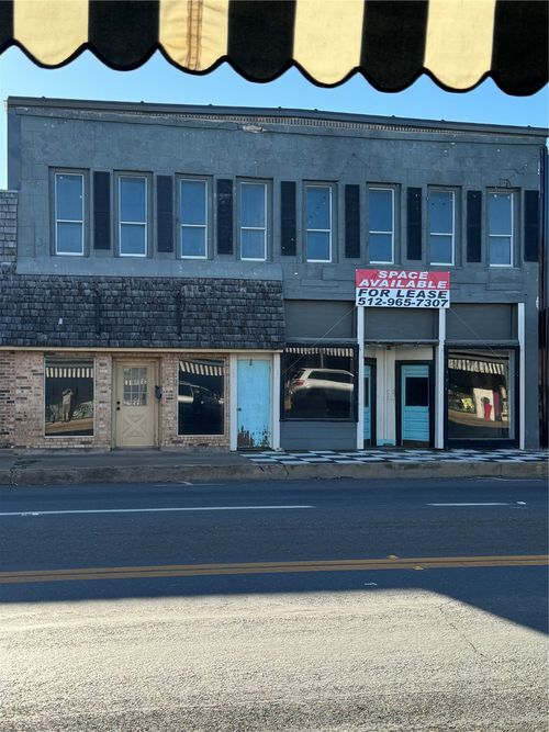 219 S Main St, McGregor, TX, 76657-1606 | Card Image