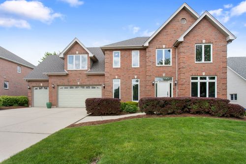 924 Naples Ln, Woodridge, IL, 60517-4915 | Card Image