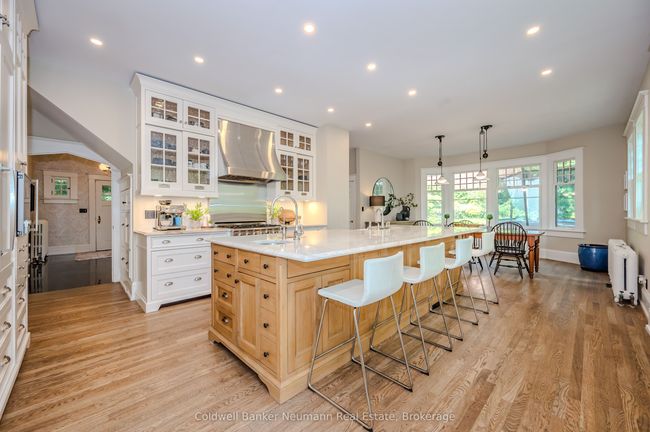 35 Queen St, House other with 7 bedrooms, 4 bathrooms and 2 parking in Guelph ON | Image 8