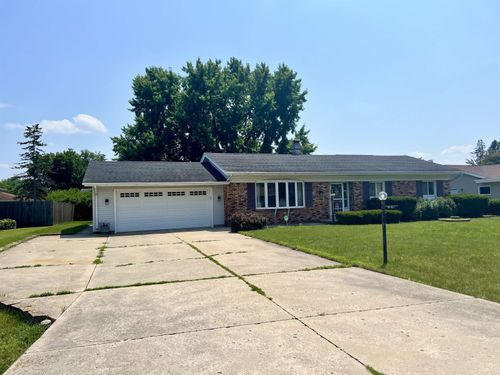 826 E Holly Road, BELOIT, WI, 53511-1622 | Card Image