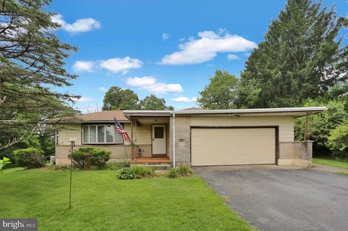 62 Ohlinger Rd, SHOEMAKERSVILLE, PA, 19555-9112 | Card Image