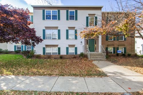 301-1107 Huntmaster Ter Ne, LEESBURG, VA, 20176-4548 | Card Image