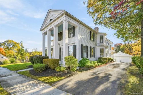 25 South St, Goshen, NY, 10924-2313 | Card Image