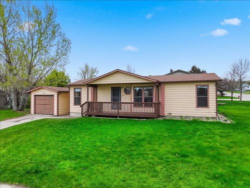 3203 7th Avenue, Spearfish, SD, 57783 | Card Image