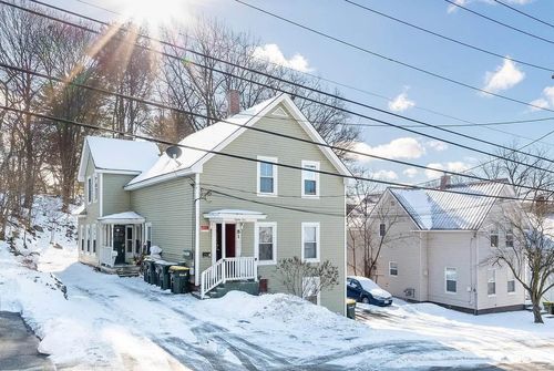 apt-3-81 Pine St, Laconia, NH, 03246-3875 | Card Image