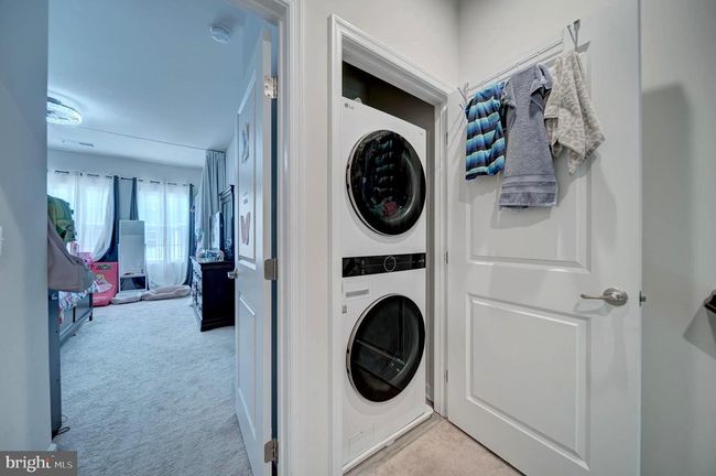 18316 Reaper Hill Ct, Townhouse with 3 bedrooms, 3 bathrooms and null parking in TRIANGLE VA | Image 49