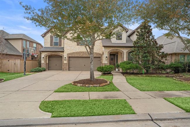 Located in the heart of Cinco Ranch, enjoy premier community amenities like pools, golf courses, parks, and trails | Image 38