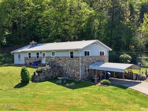 285 Matthews Ln, Mosheim, TN, 37818-5533 | Card Image
